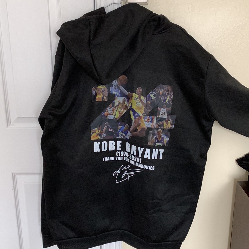 Kobe Bryant ( thanks for the memories) black unisex hoodie size 4XL